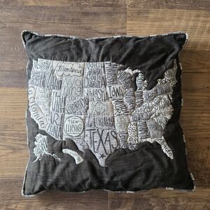 Black and Gray USA Map Throw Pillow